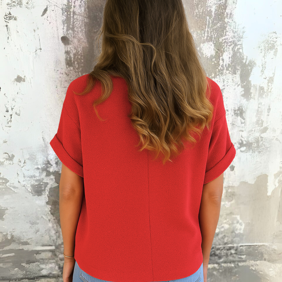 Diana Elegant bluse med rund hals